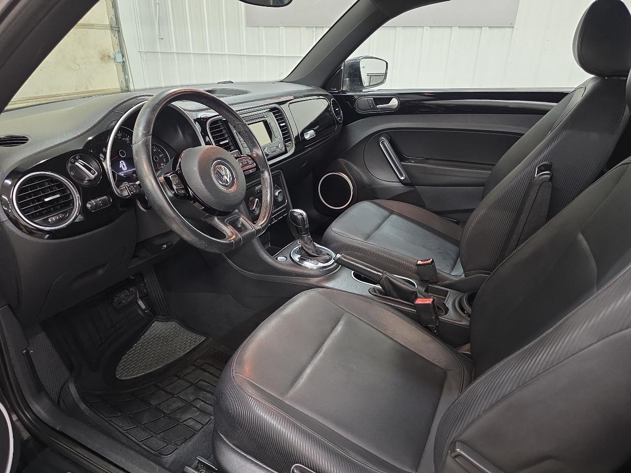 Volkswagen Beetle 2dr Cpe Auto 2.5L 2012