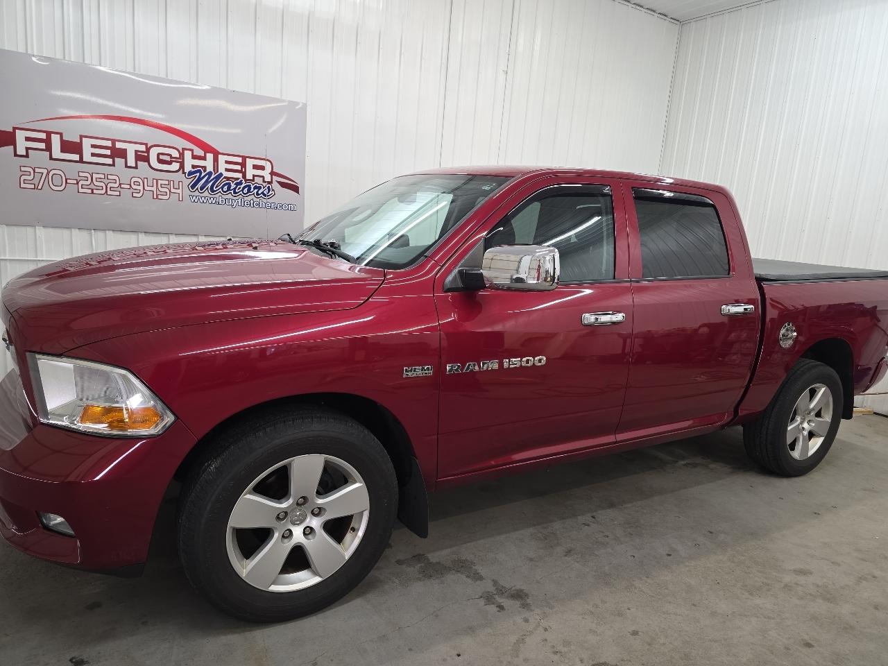 RAM 1500 4WD Crew Cab 140.5" Express 2012