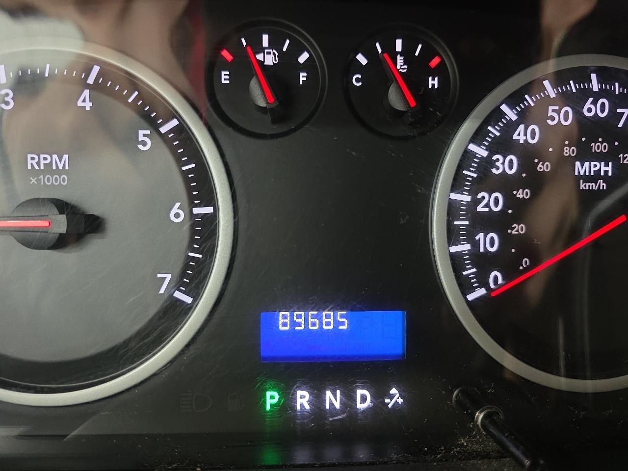 RAM 1500 4WD Crew Cab 140.5" Express 2012