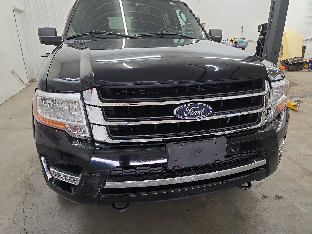 Ford Expedition 4WD 4dr XLT 2016
