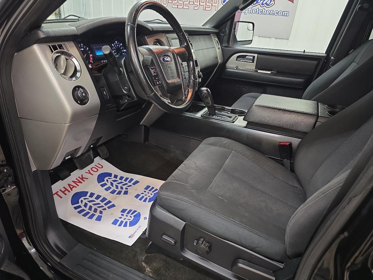 Ford Expedition 4WD 4dr XLT 2016