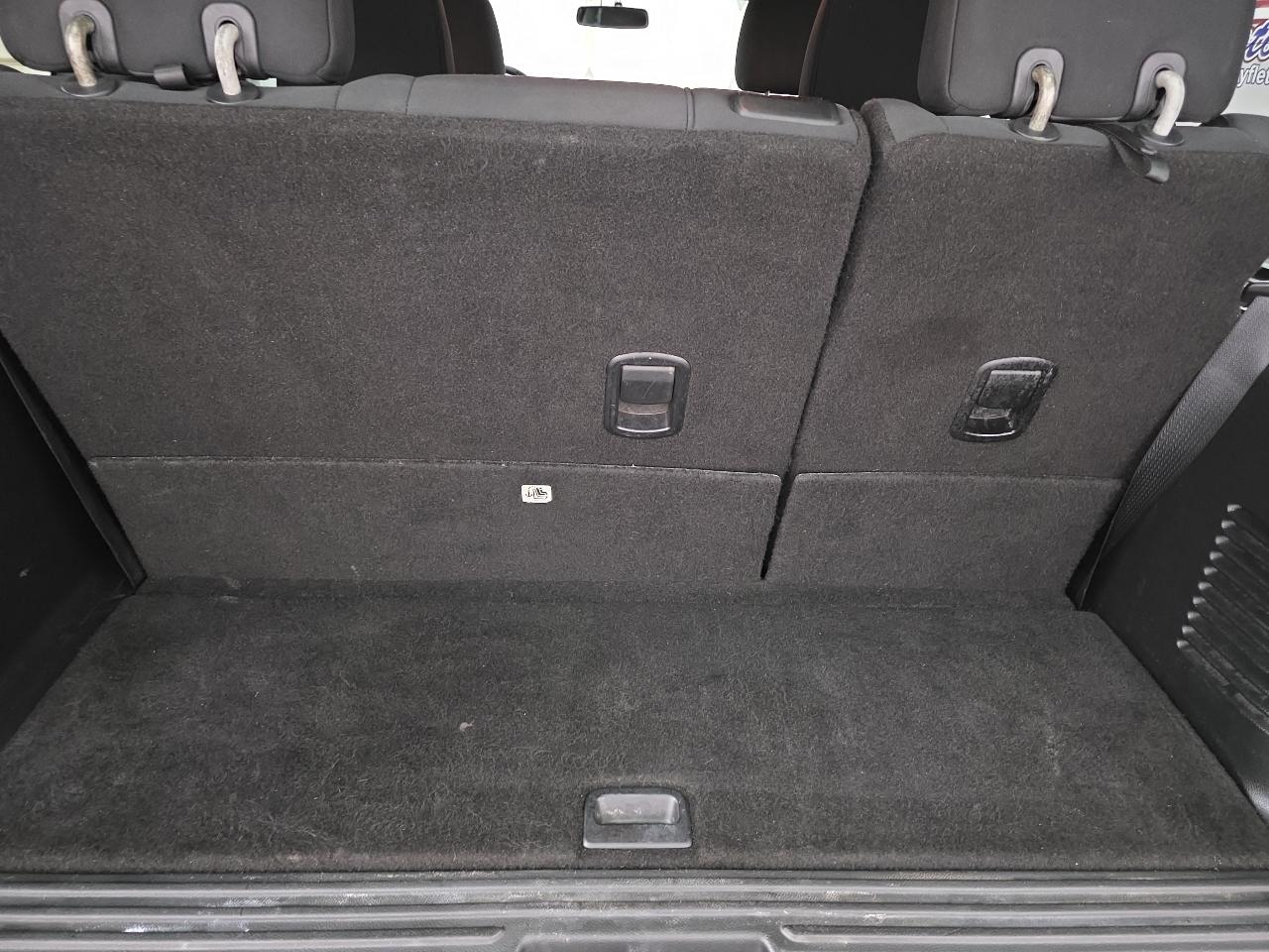 Ford Expedition 4WD 4dr XLT 2016