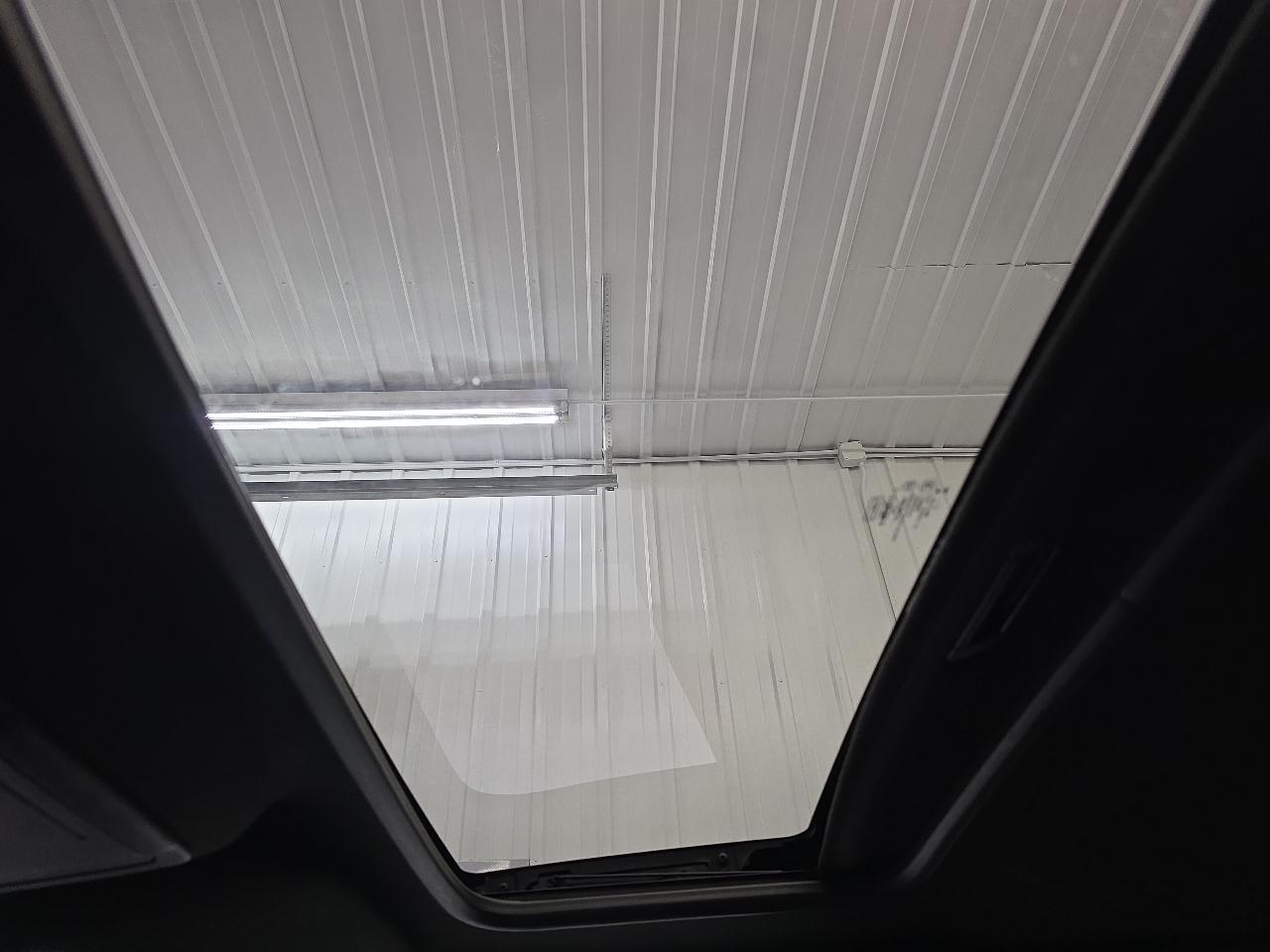 Ford Expedition 4WD 4dr XLT 2016