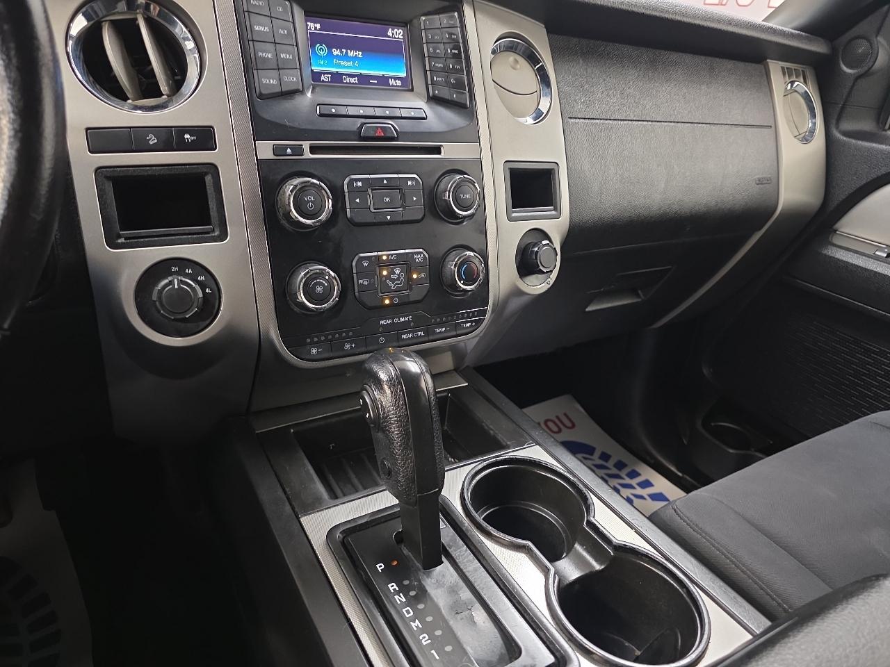 Ford Expedition 4WD 4dr XLT 2016