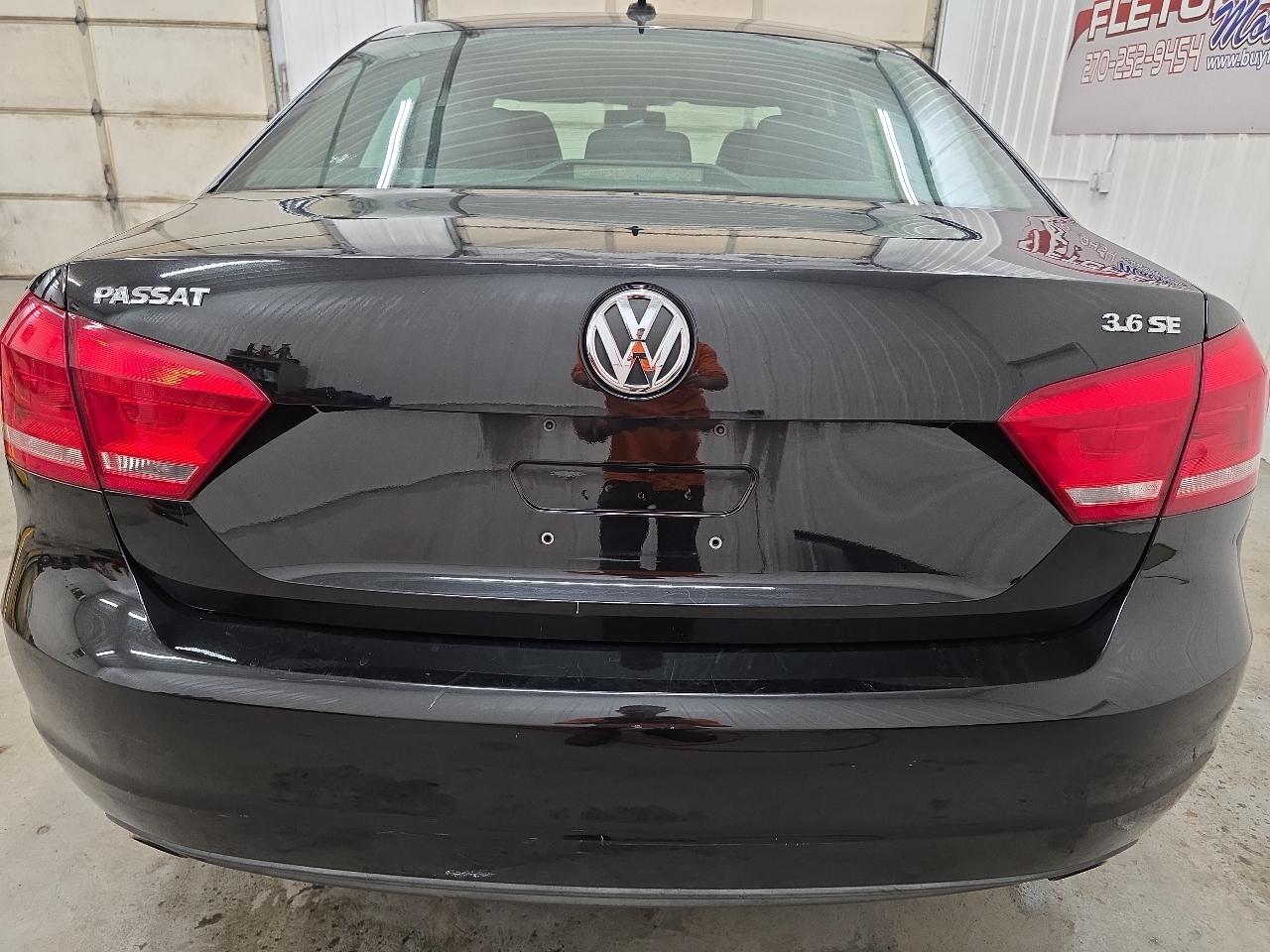 Volkswagen Passat 4dr Sdn 3.6L V6 DSG SE w/Sunroof 2012