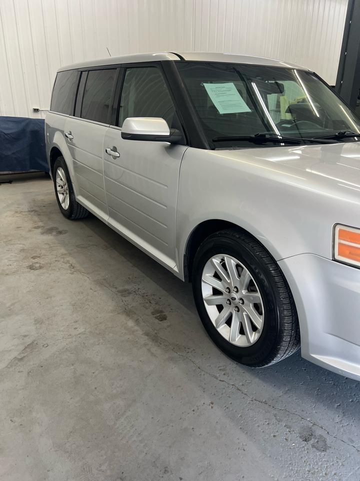 Ford Flex 4dr SEL FWD 2011