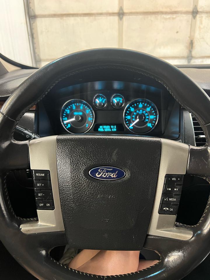 Ford Flex 4dr SEL FWD 2011
