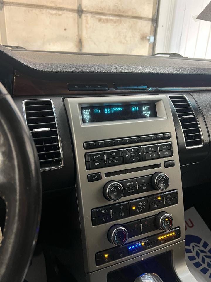 Ford Flex 4dr SEL FWD 2011