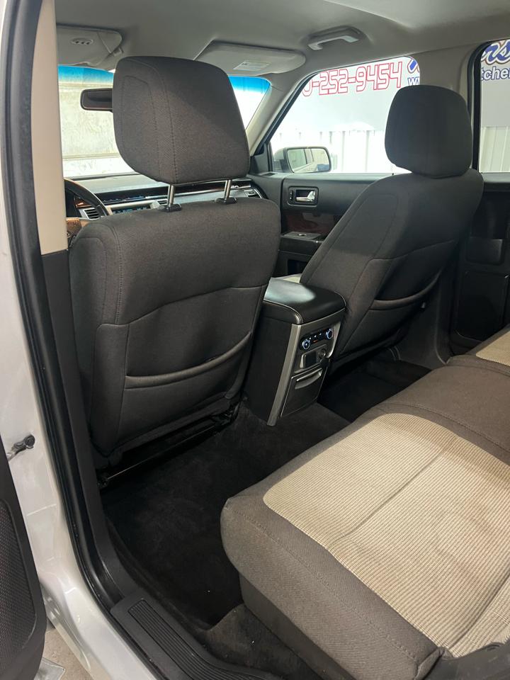Ford Flex 4dr SEL FWD 2011