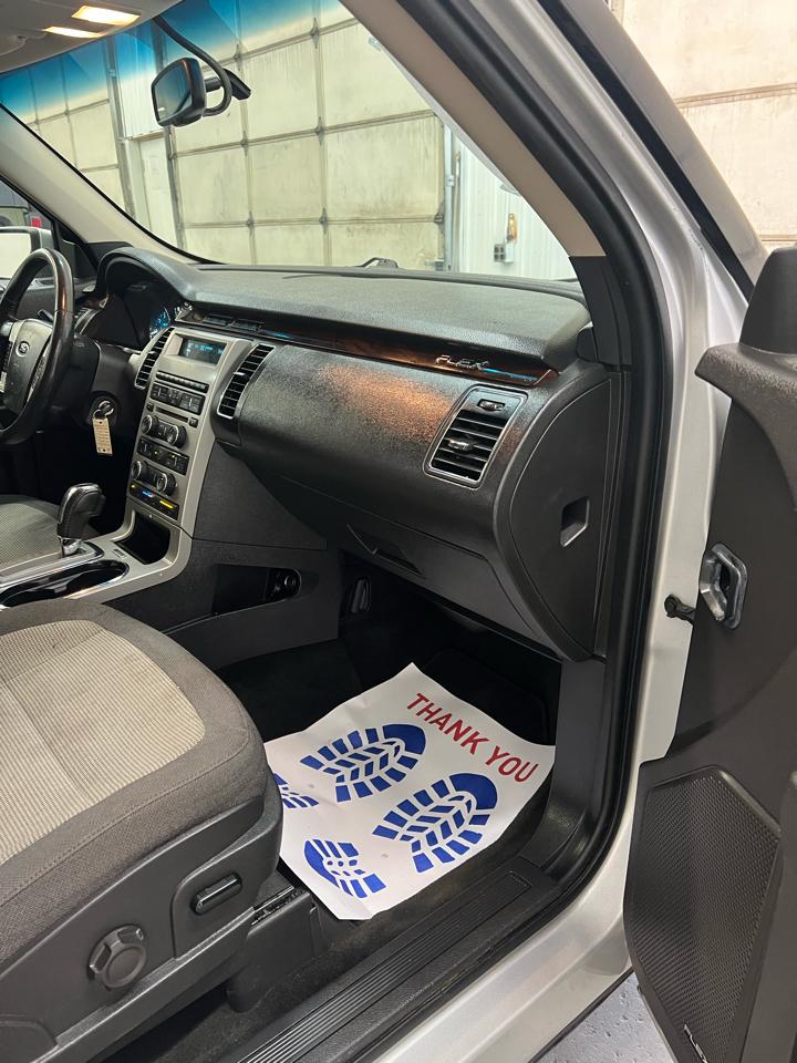 Ford Flex 4dr SEL FWD 2011