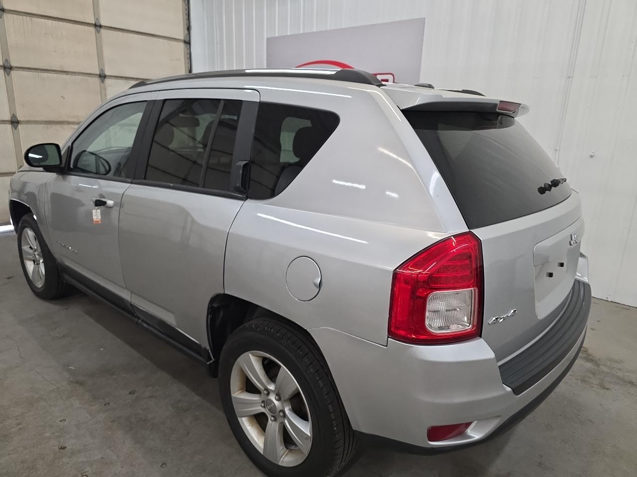 Jeep Compass 4WD 4dr Sport 2013