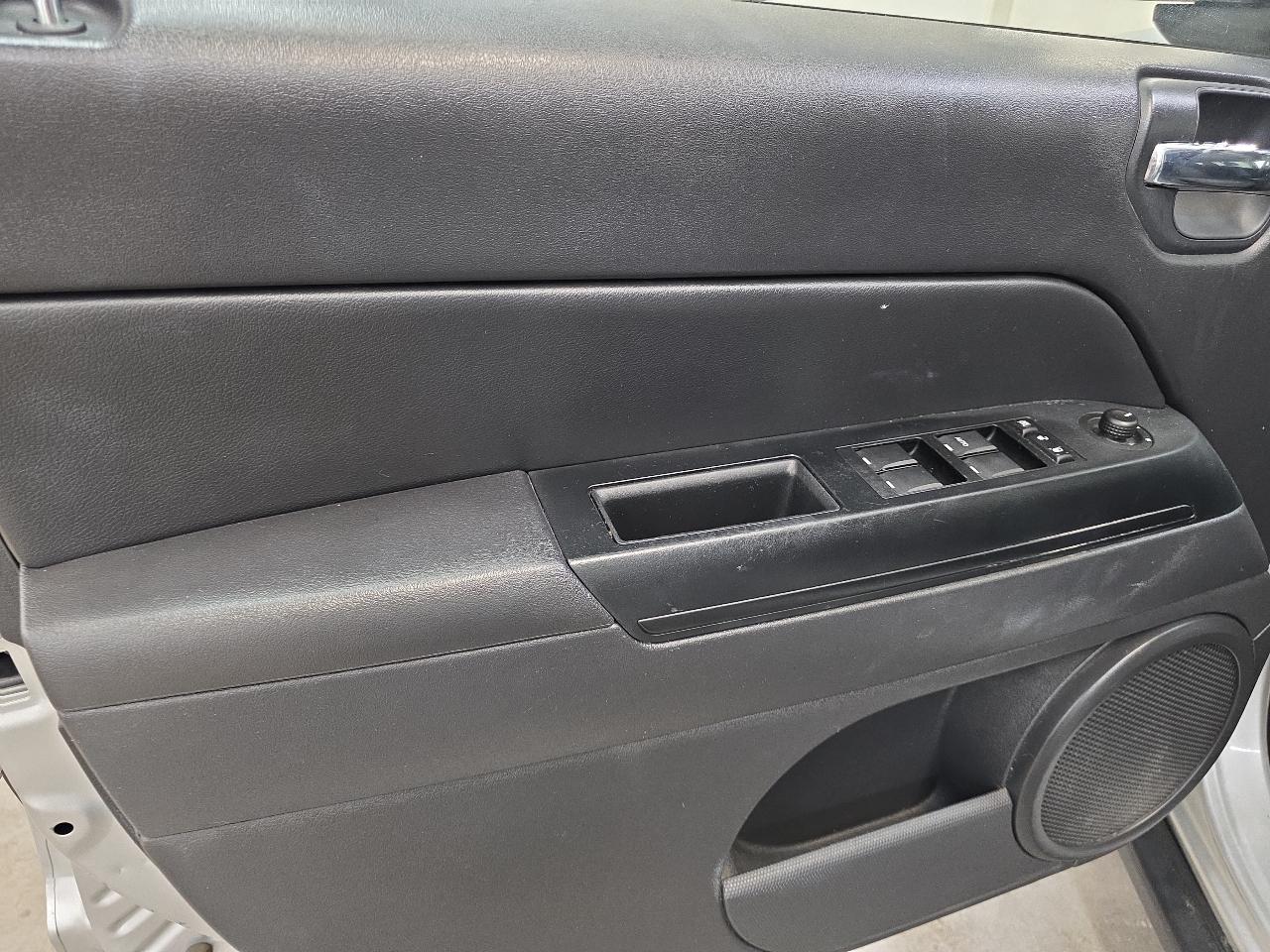 Jeep Compass 4WD 4dr Sport 2013