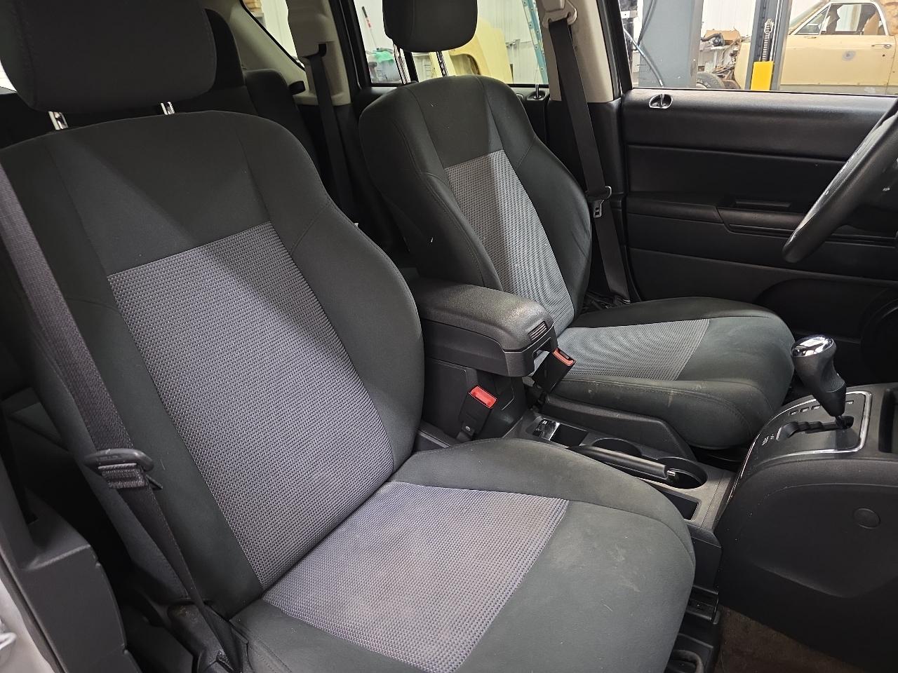 Jeep Compass 4WD 4dr Sport 2013