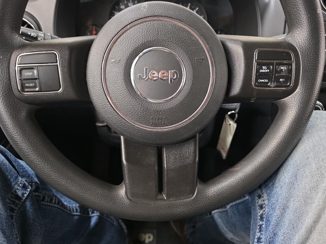 Jeep Compass 4WD 4dr Sport 2013