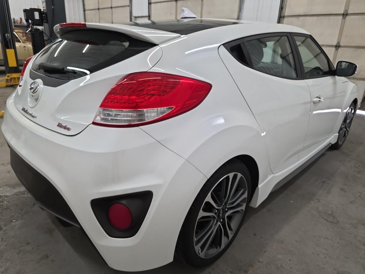 Hyundai Veloster 3dr Cpe Man Turbo 2016