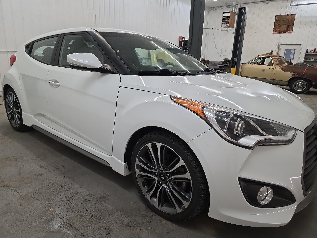 Hyundai Veloster 3dr Cpe Man Turbo 2016
