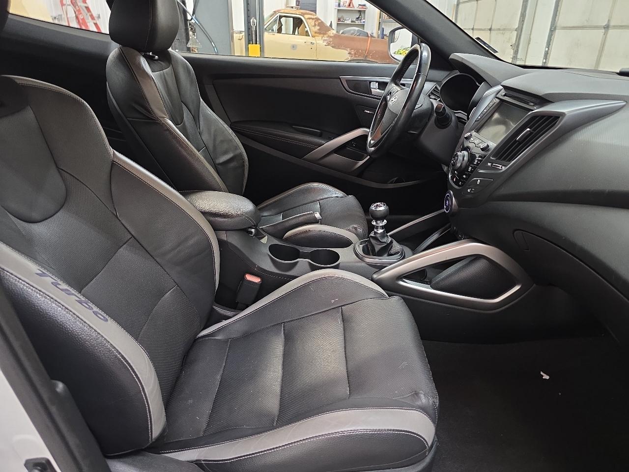 Hyundai Veloster 3dr Cpe Man Turbo 2016