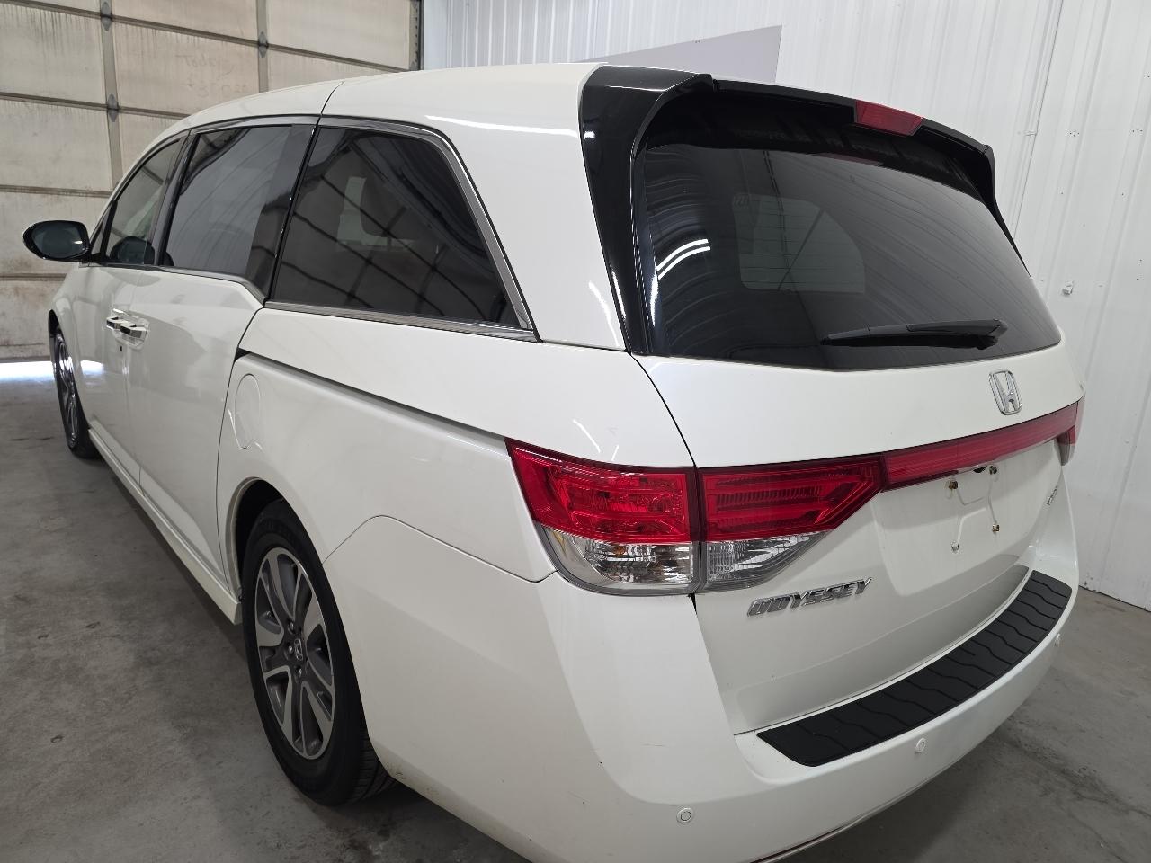 Honda Odyssey 5dr Touring Elite 2016