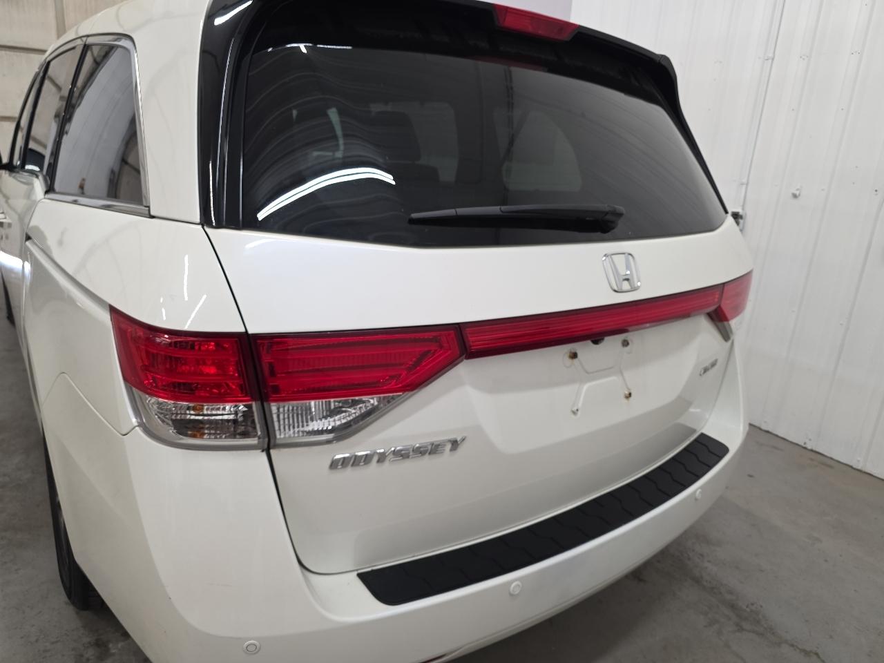 Honda Odyssey 5dr Touring Elite 2016