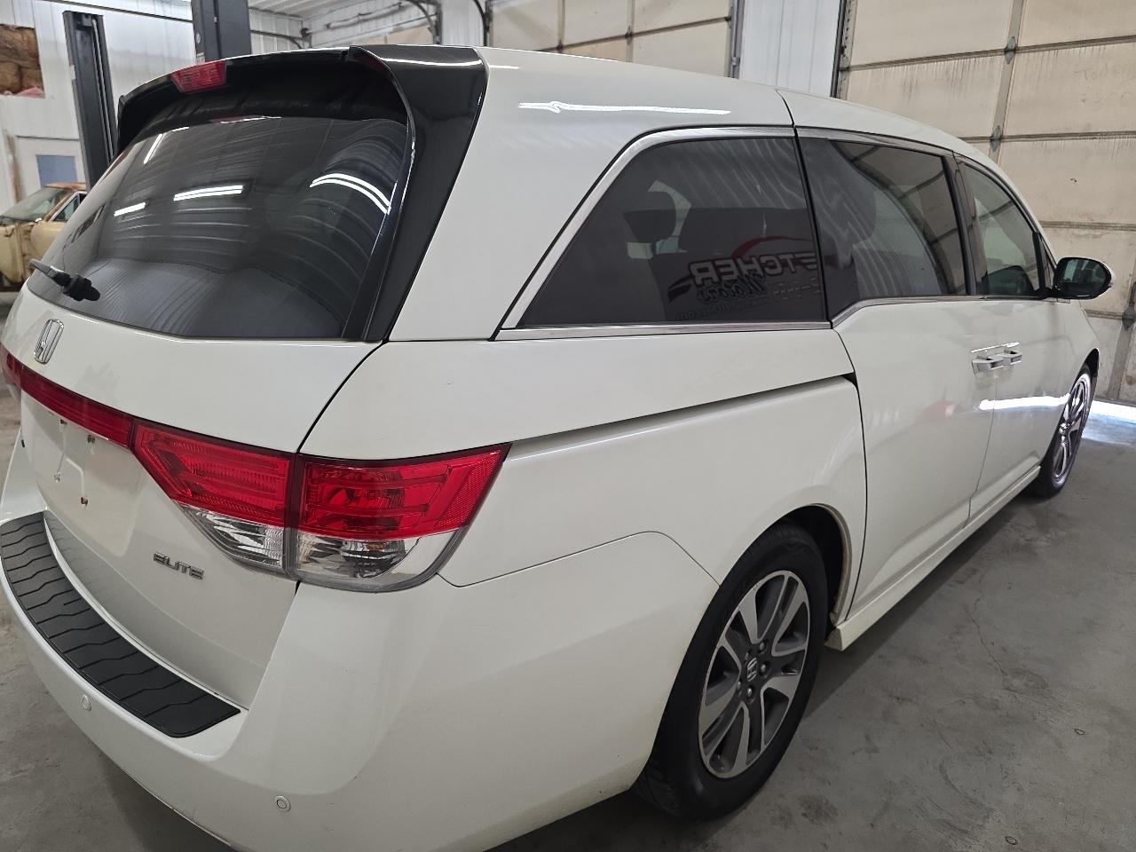 Honda Odyssey 5dr Touring Elite 2016