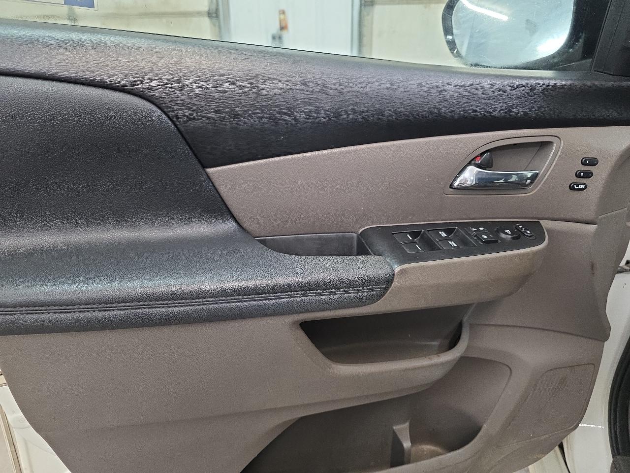 Honda Odyssey 5dr Touring Elite 2016