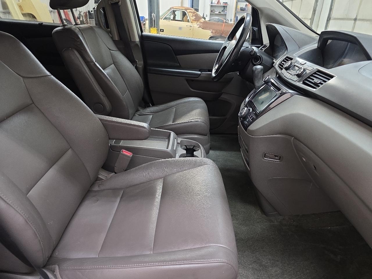 Honda Odyssey 5dr Touring Elite 2016