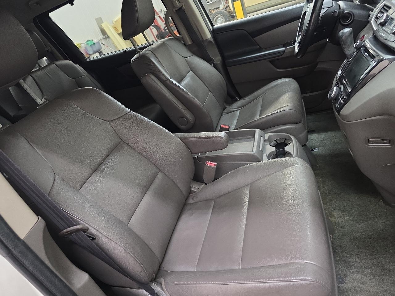 Honda Odyssey 5dr Touring Elite 2016