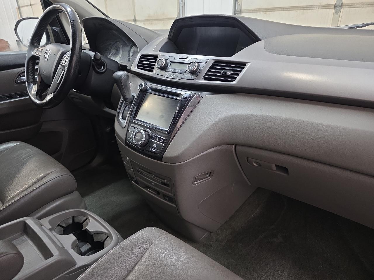 Honda Odyssey 5dr Touring Elite 2016