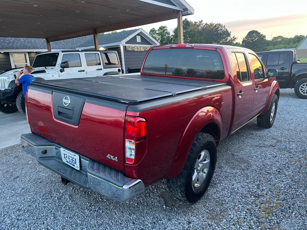 Nissan Frontier 4WD Crew Cab LWB Auto SV 2012