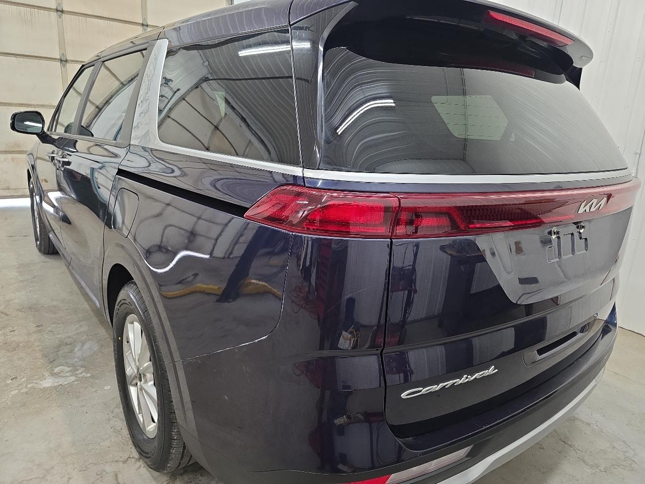 Kia Carnival  2022