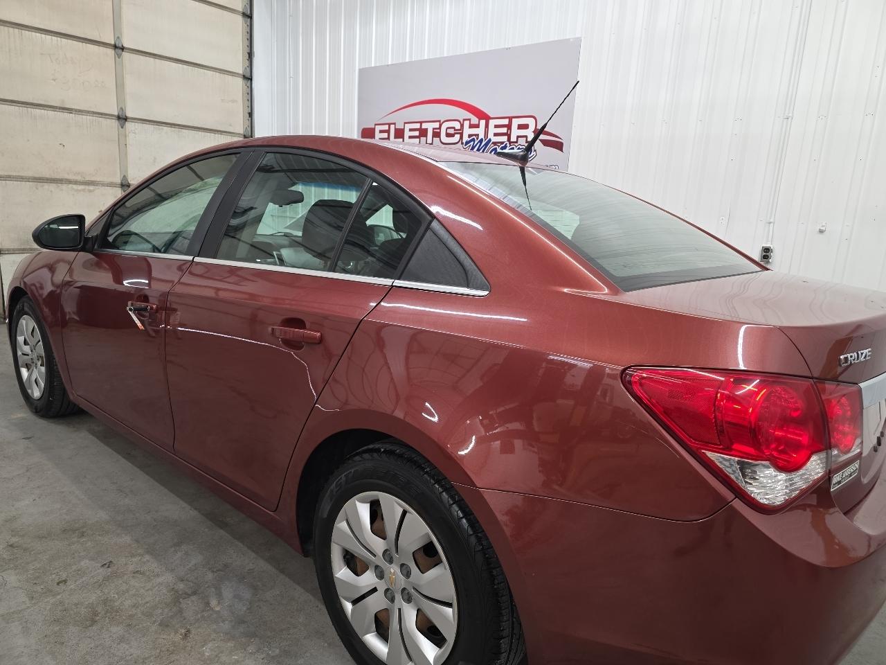Chevrolet Cruze  2012