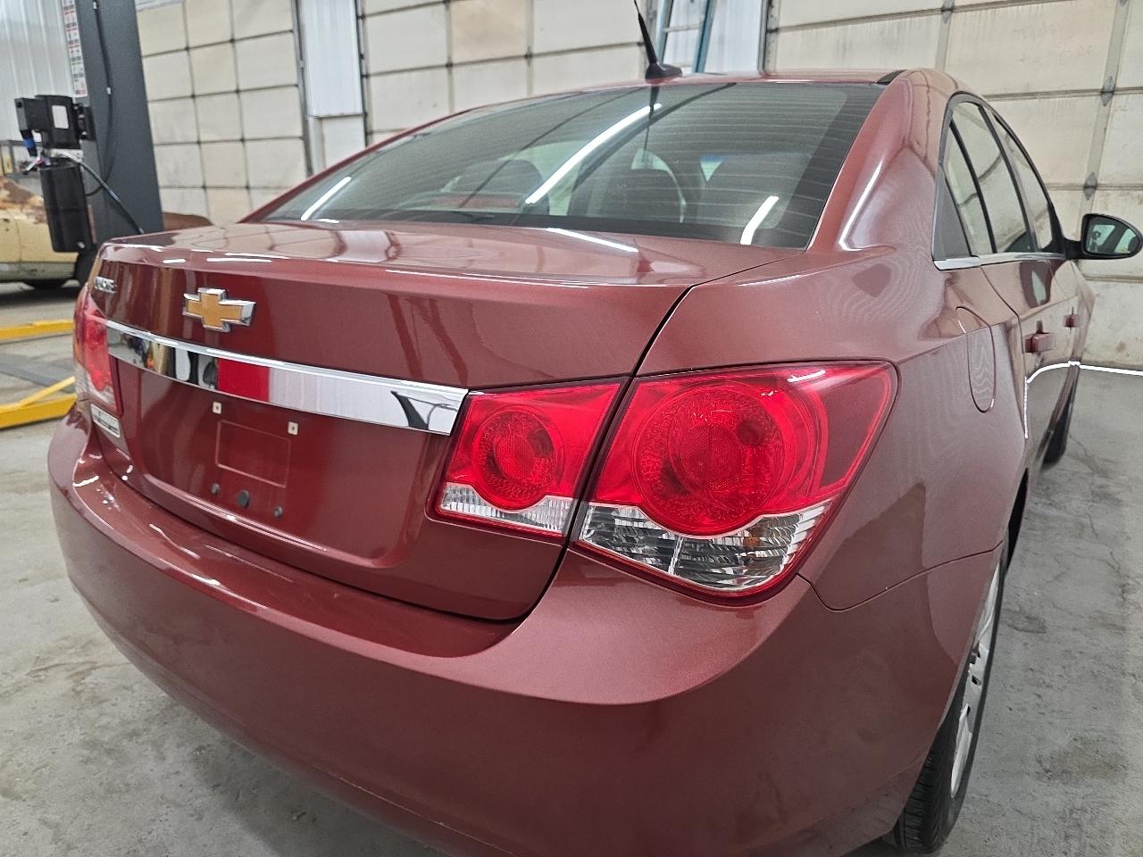 Chevrolet Cruze  2012