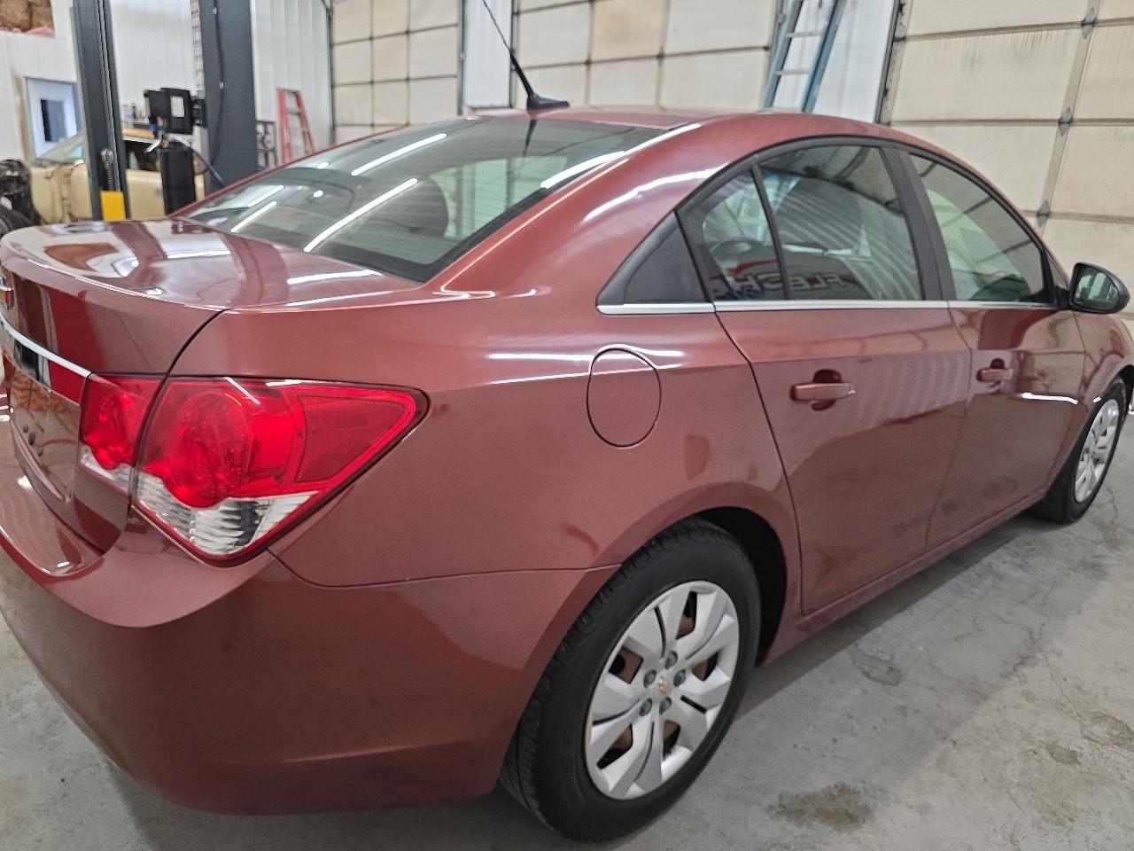 Chevrolet Cruze  2012