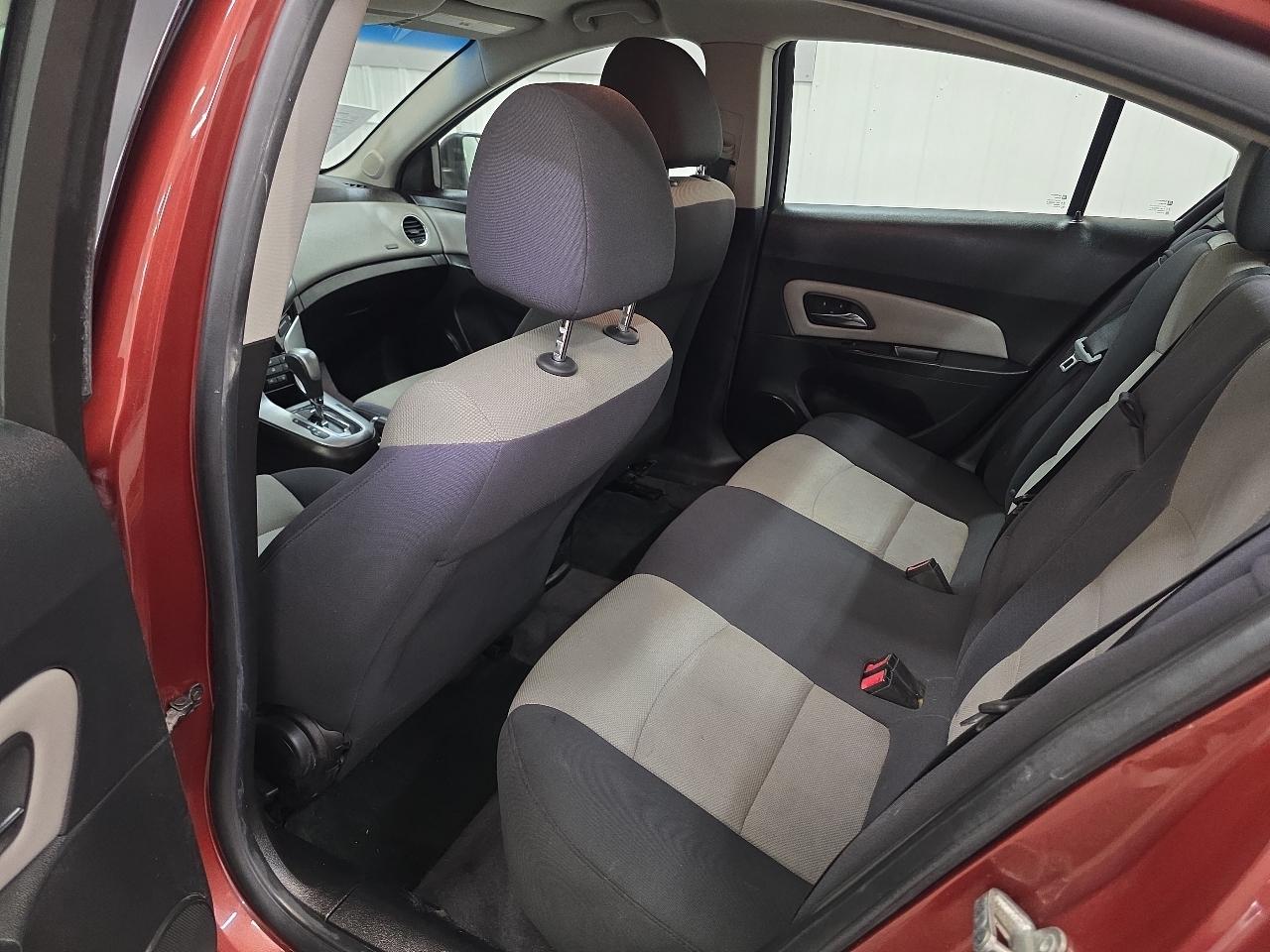 Chevrolet Cruze  2012