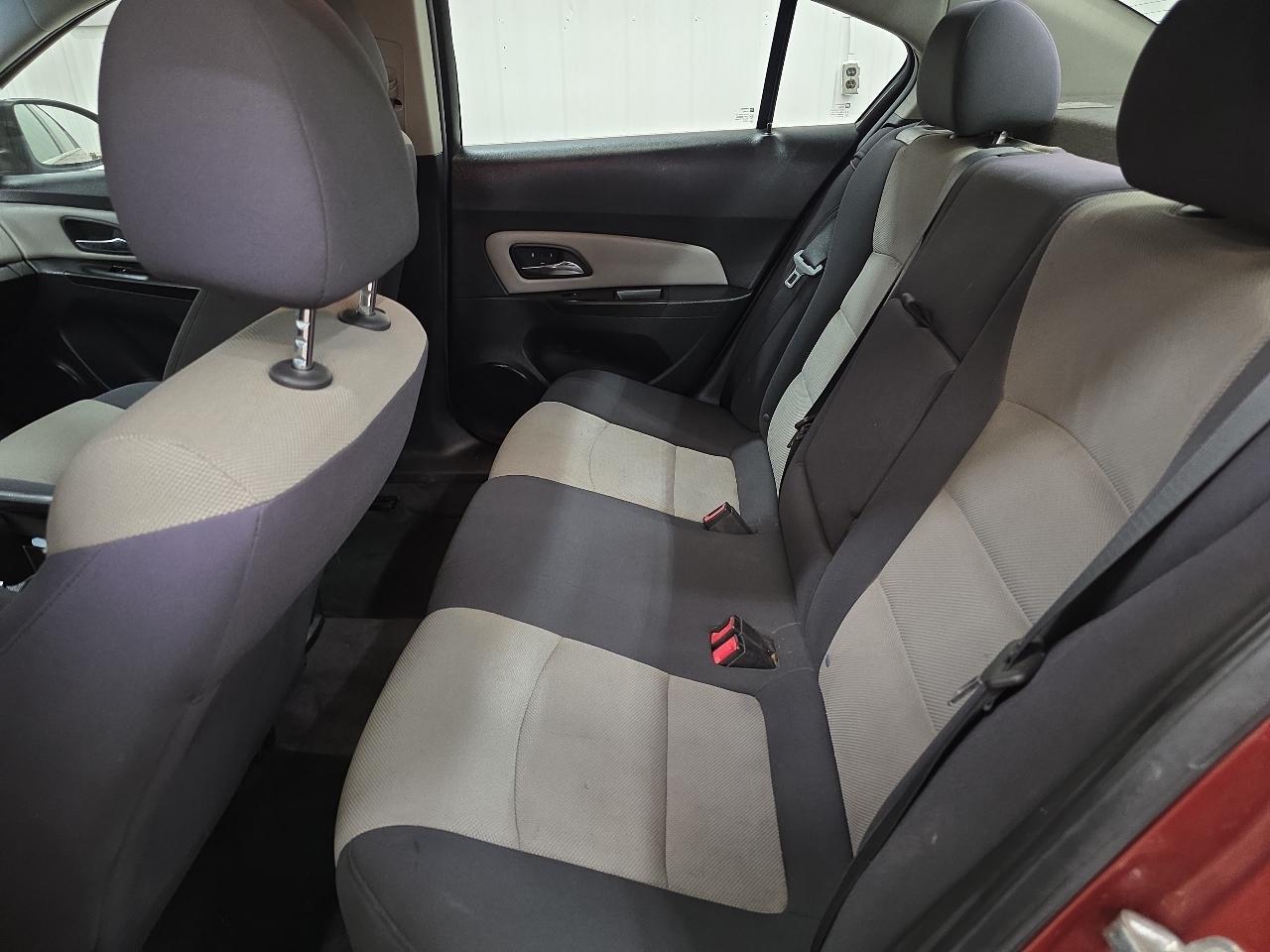 Chevrolet Cruze  2012