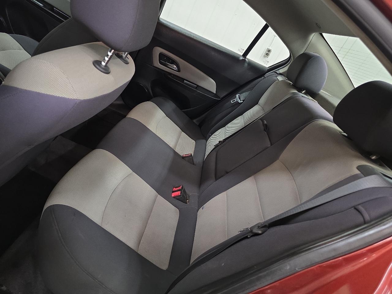 Chevrolet Cruze  2012