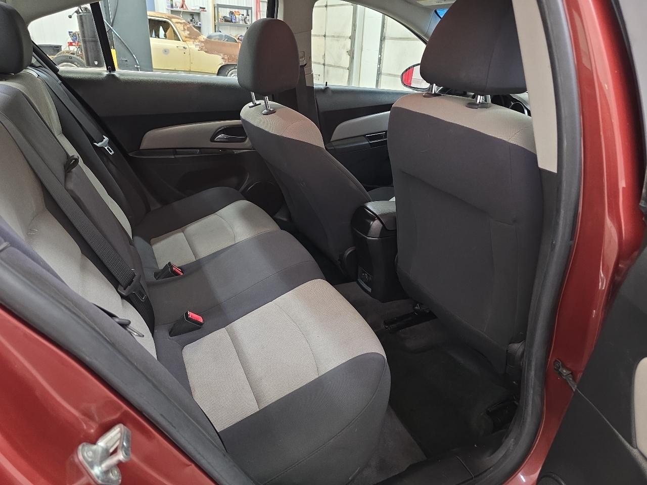 Chevrolet Cruze  2012