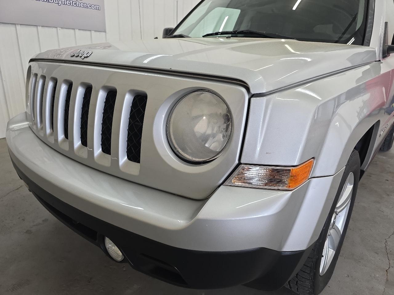 Jeep Patriot FWD 4dr Latitude 2013