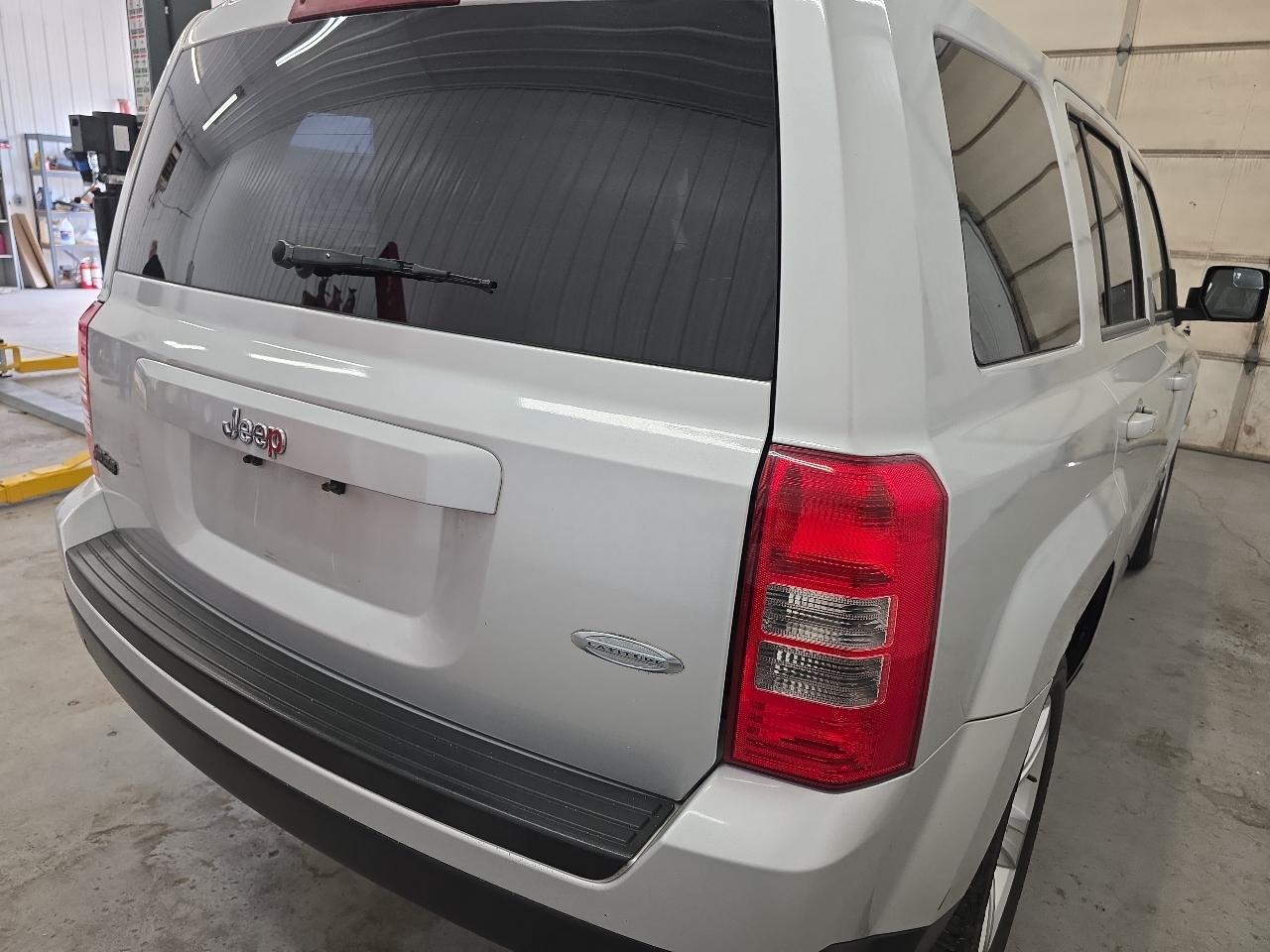 Jeep Patriot FWD 4dr Latitude 2013