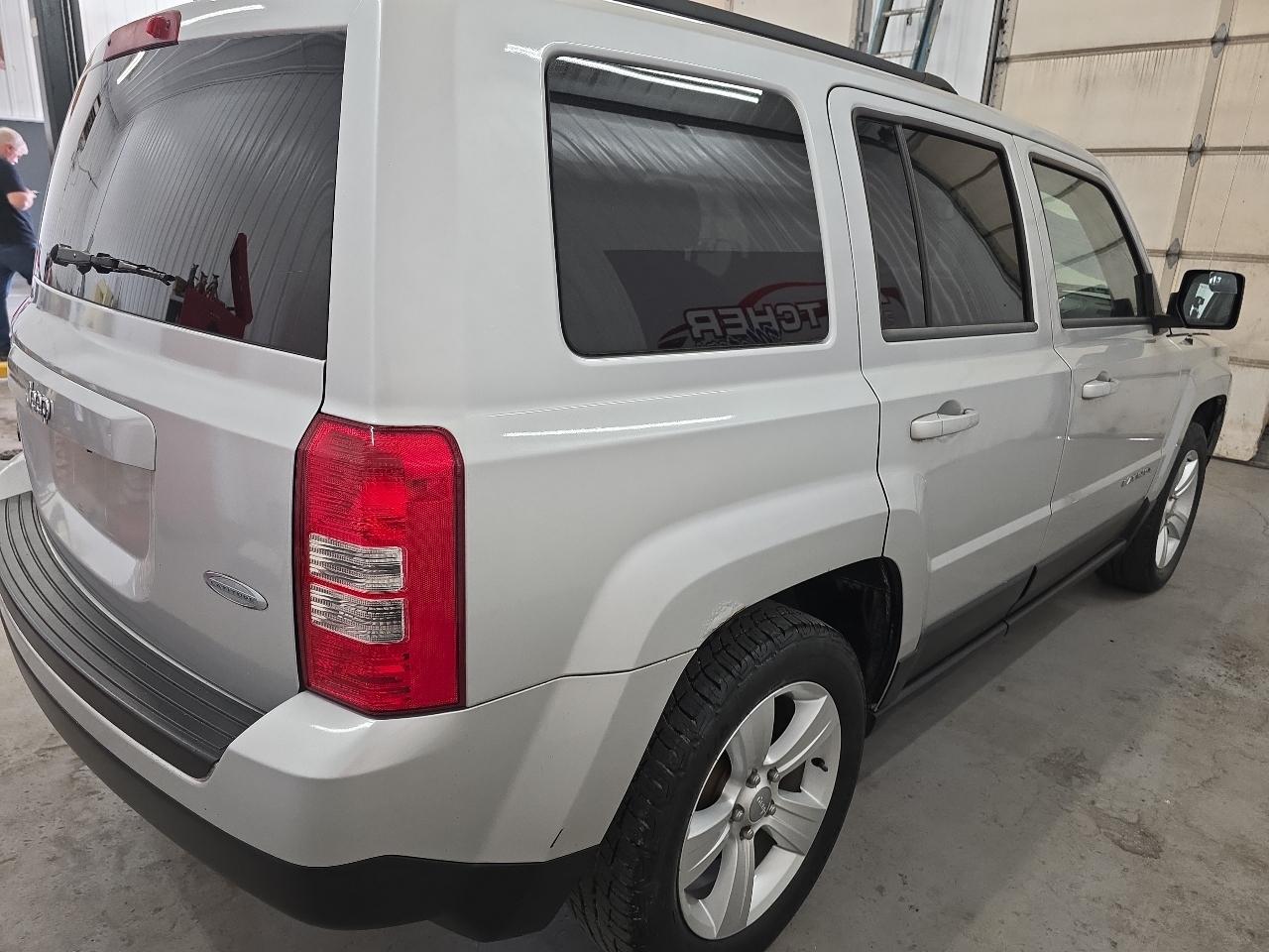 Jeep Patriot FWD 4dr Latitude 2013