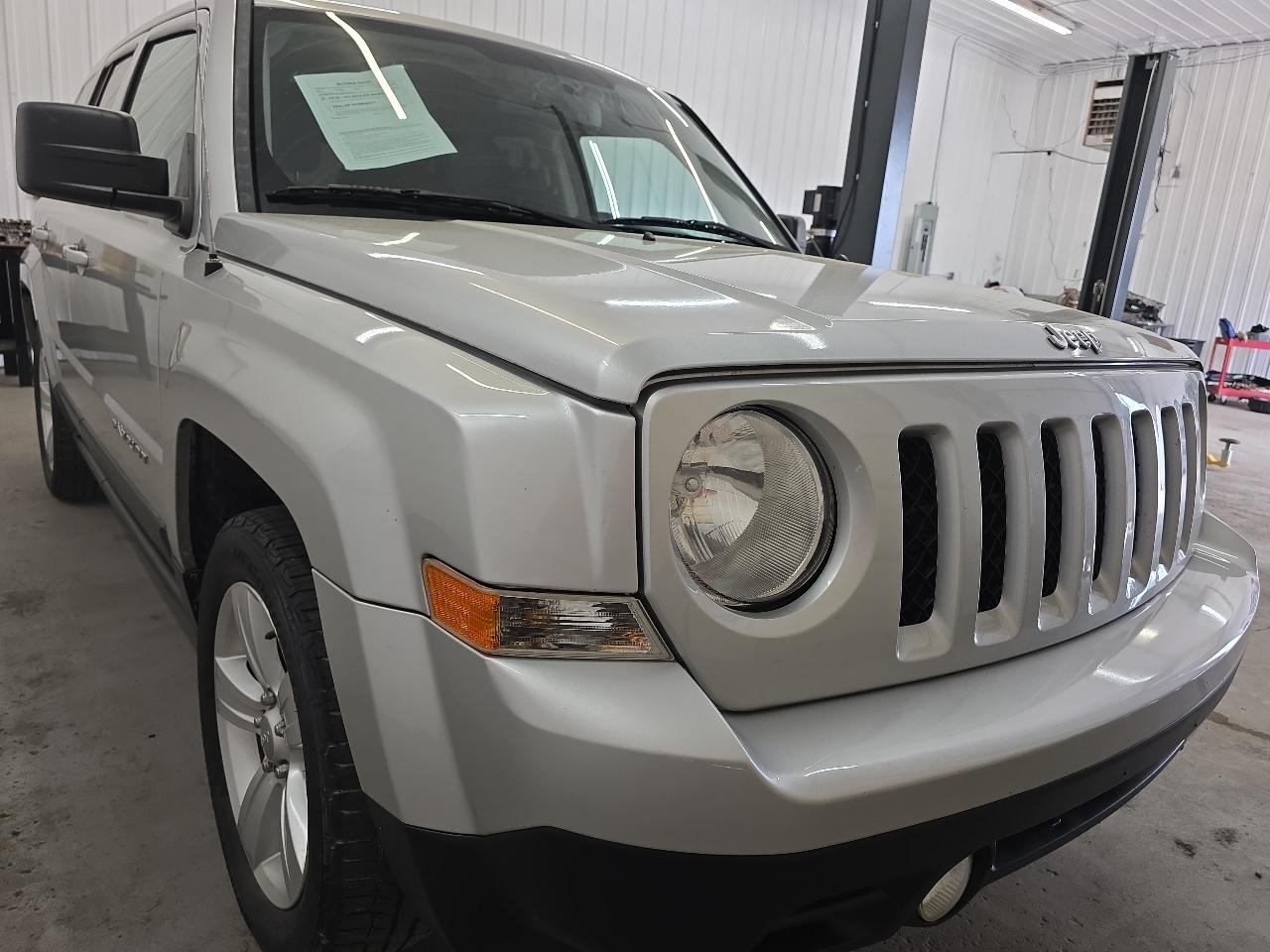 Jeep Patriot FWD 4dr Latitude 2013