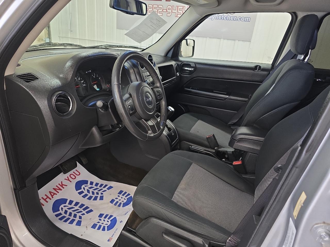 Jeep Patriot FWD 4dr Latitude 2013