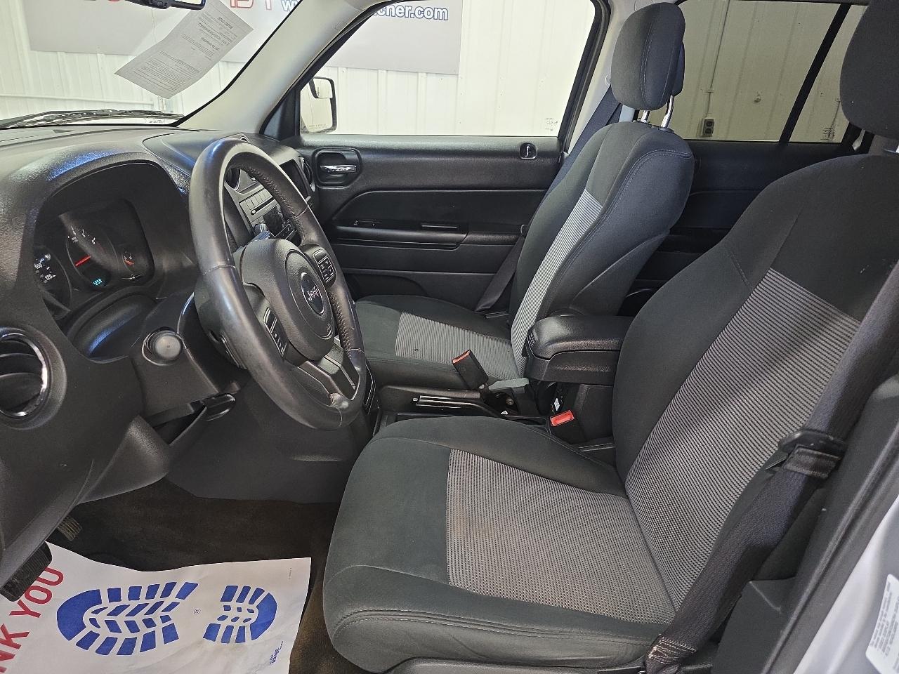 Jeep Patriot FWD 4dr Latitude 2013