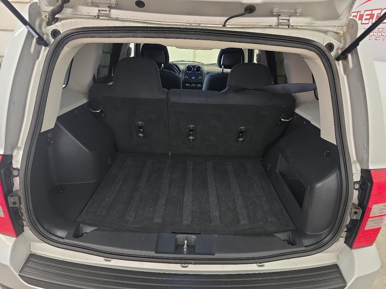 Jeep Patriot FWD 4dr Latitude 2013