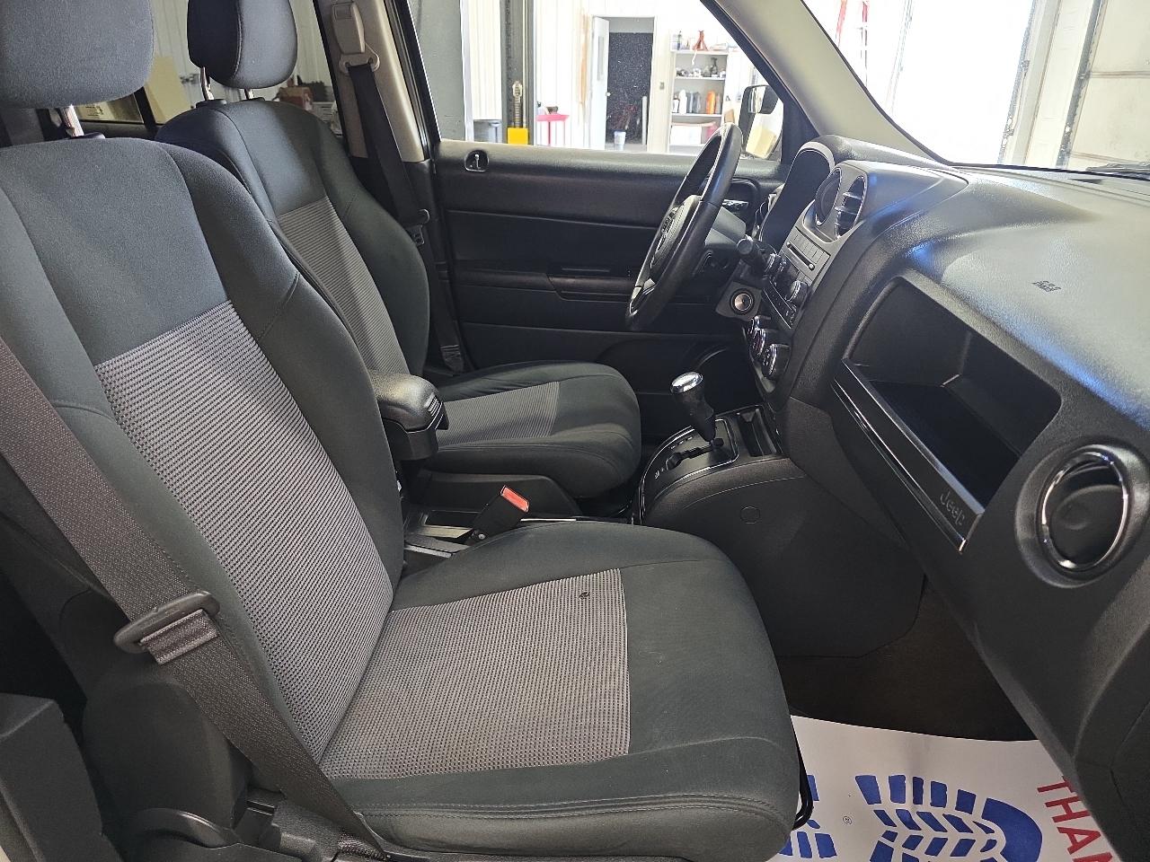 Jeep Patriot FWD 4dr Latitude 2013