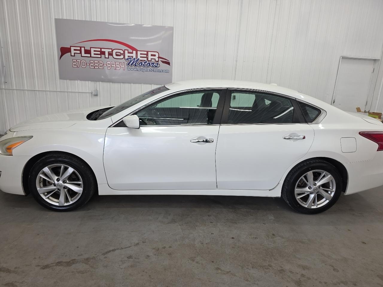 Nissan Altima 4dr Sdn I4 2.5 SV 2013