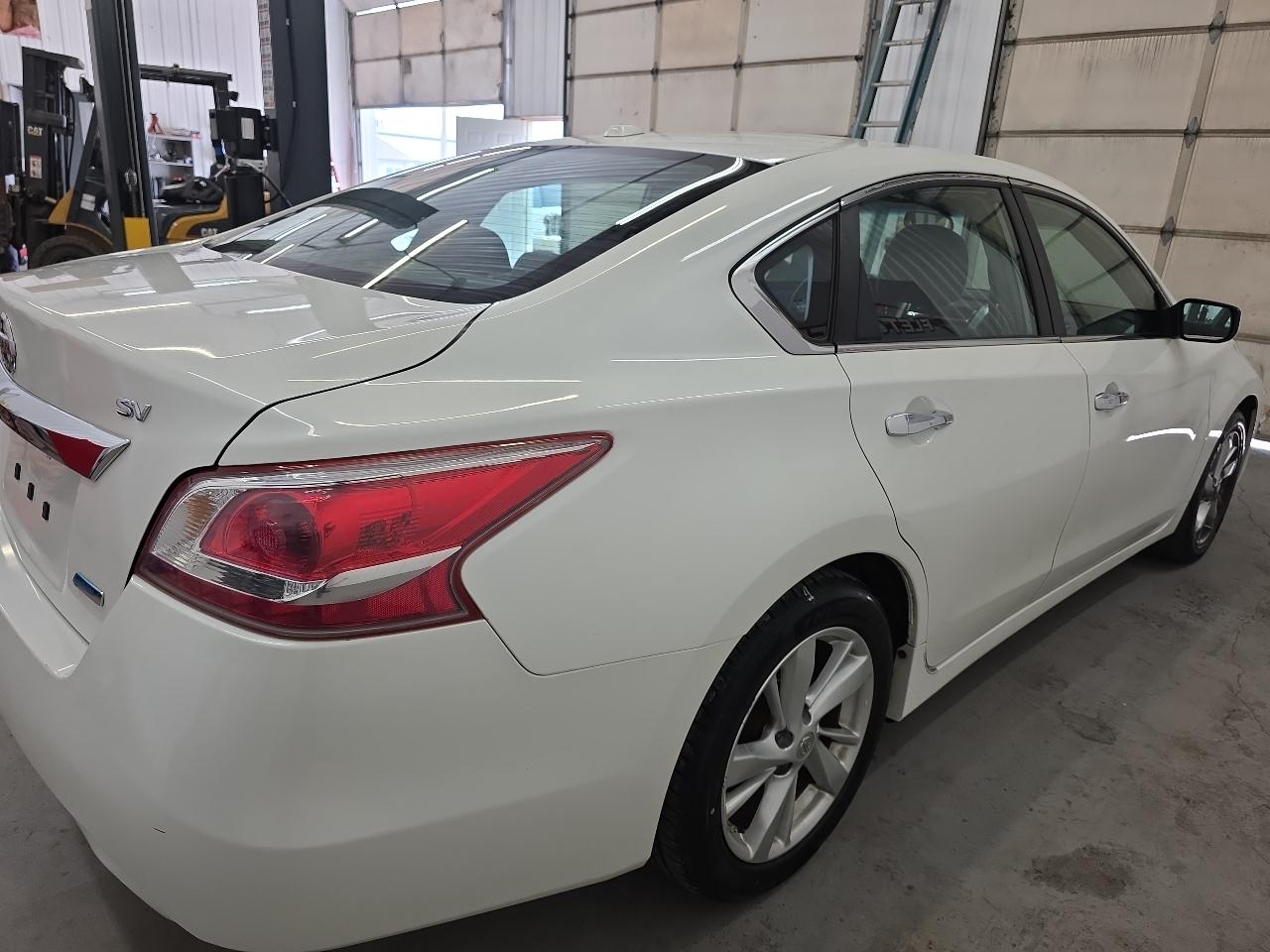 Nissan Altima 4dr Sdn I4 2.5 SV 2013