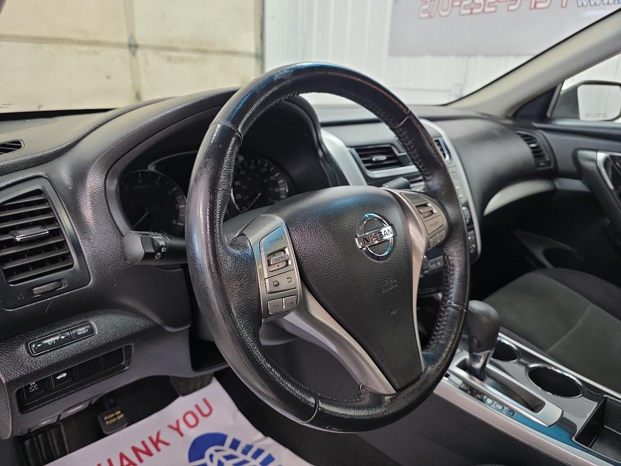 Nissan Altima 4dr Sdn I4 2.5 SV 2013