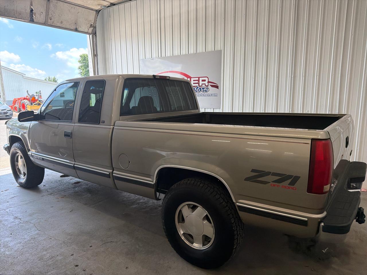 GMC Sierra Classic 1500 Ext Cab 141.5" WB 4WD 1999