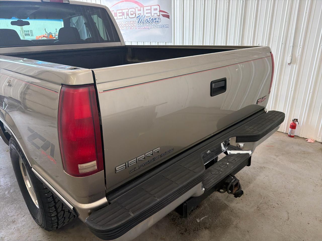 GMC Sierra Classic 1500 Ext Cab 141.5" WB 4WD 1999